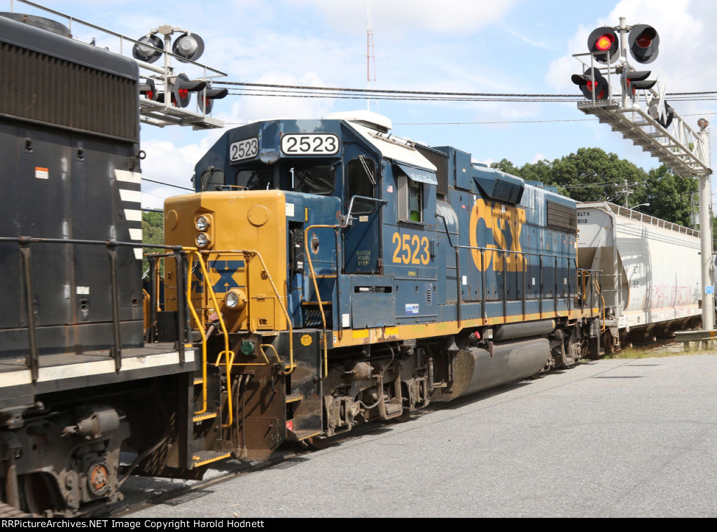 CSX 2523